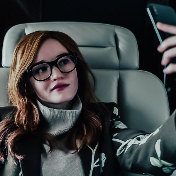 Social engineering and scammers: 10+ shows, movies, books and podcasts