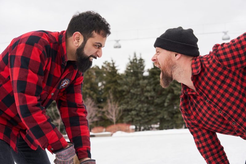 Lumberjack duel!
